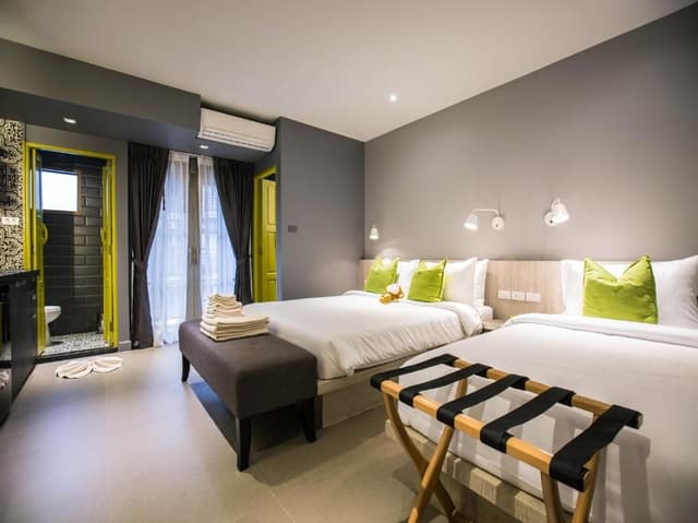 Deluxe Family Room