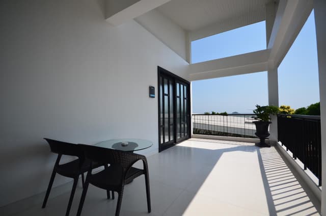Family Room B