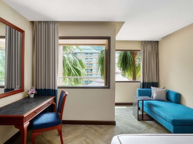 Superior Room, 1 King Bed