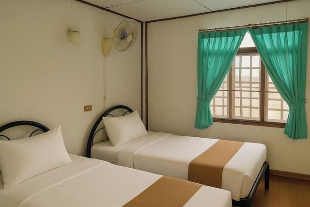 Bungalow Twin Bed with Fan
