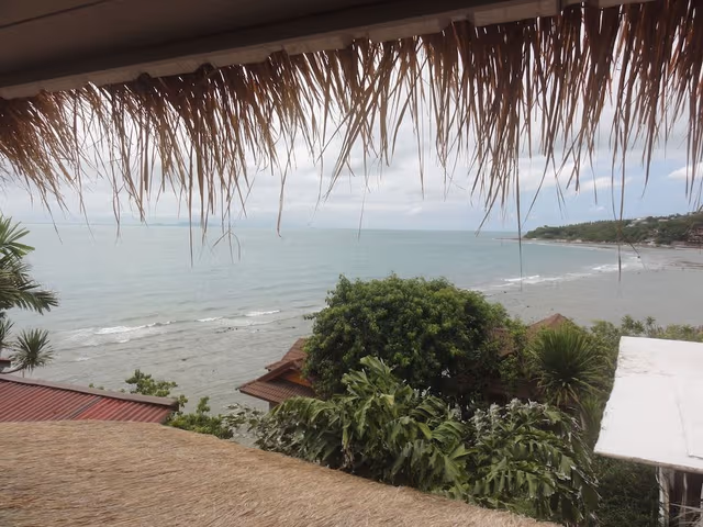 Deluxe Seaview Family Room With Balcony