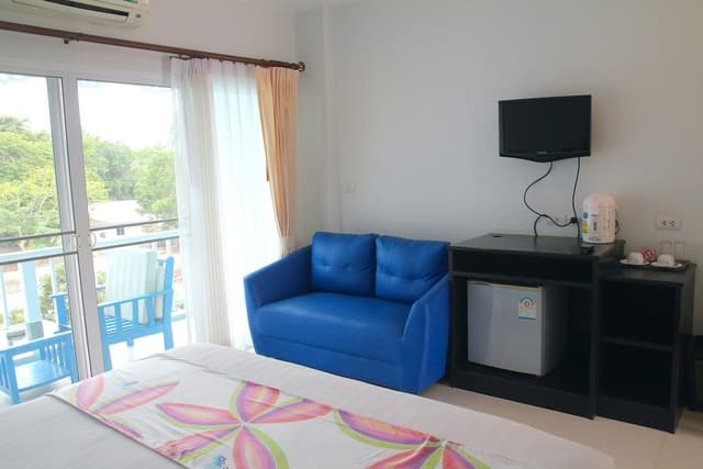 Deluxe Double Room, Pool View