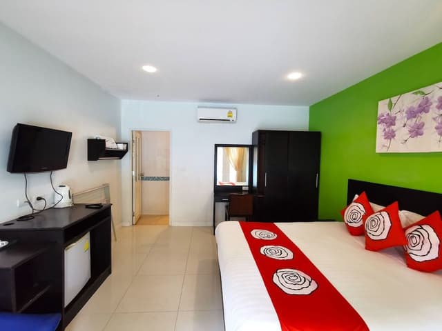 Deluxe Double Room, Pool View