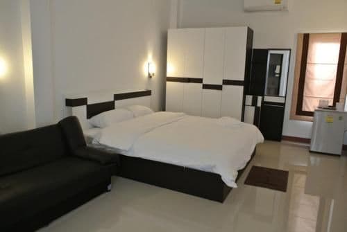 Deluxe Double Bed