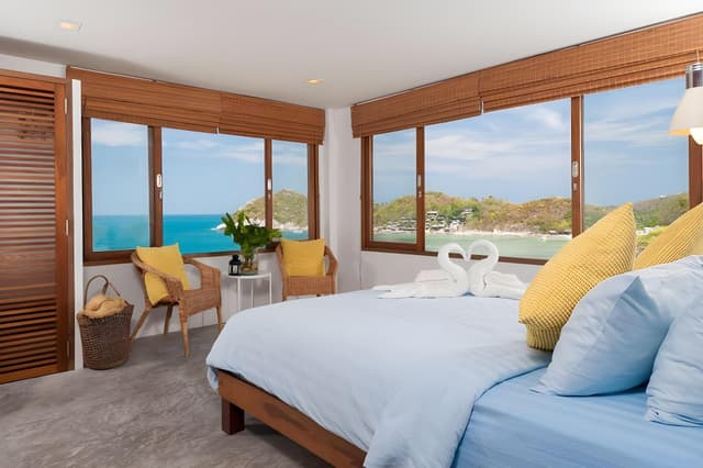 C22 Family Three-Bedroom Pool Villa