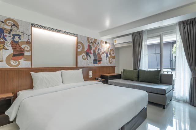 Superior King Room