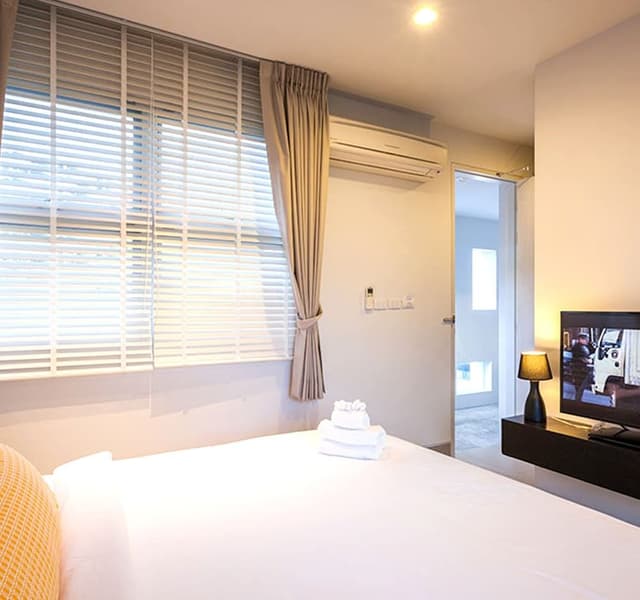 Double Room, 1 King Bed