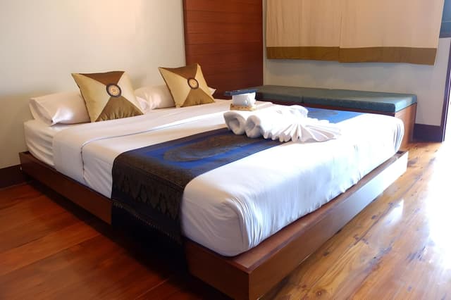 Standard Double Bed