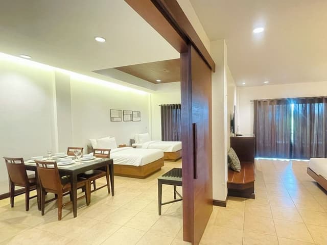 Premier Suite