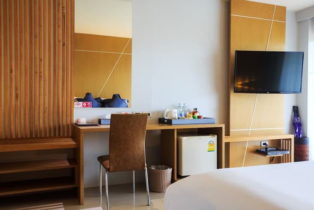 Deluxe Room, Balcony