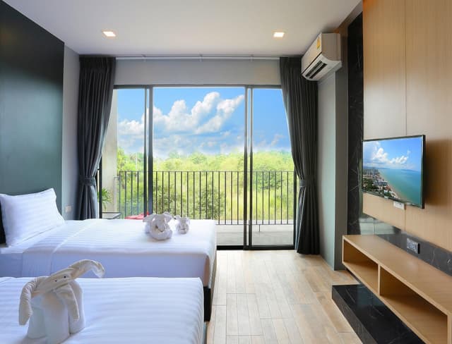 Basic Plus Sea View Room