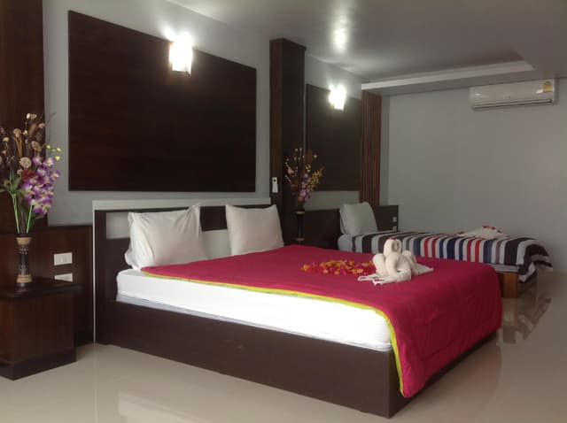 Triple Room
