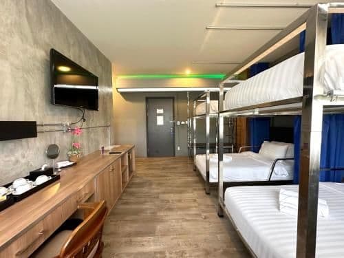 Classic Quadruple Room