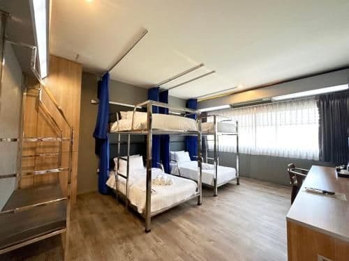 Classic Quadruple Room