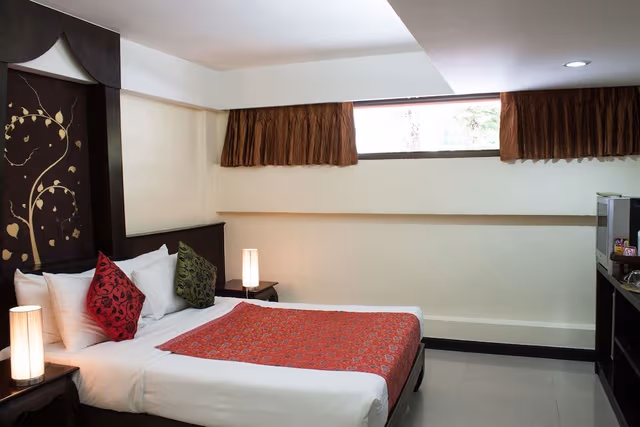 Standard Double Bed