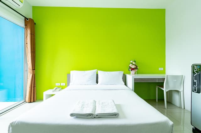 Double Bed
