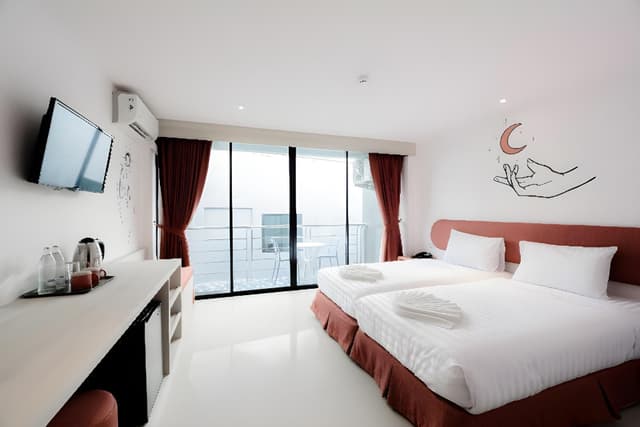 Standard King Room