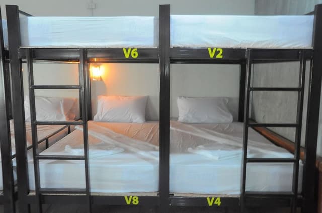 Mixed Dorm A - 8 Beds