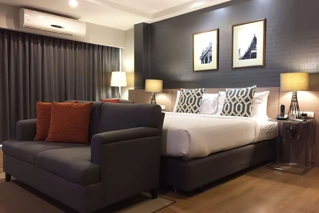 alt Deluxe Suite