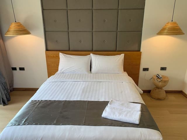 Superior Room, Pool View