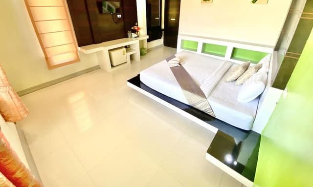 Bungalow, Beachfront