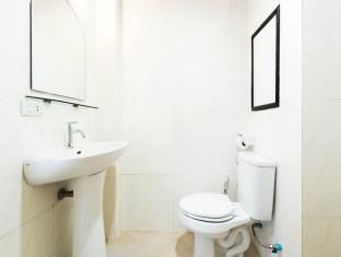 Safe House Hostel Patong4