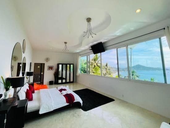 Five-Bedroom Villa with Private Pool