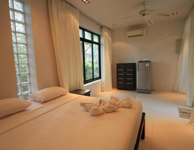 One Bedroom Apartment Included Training Platinum Package