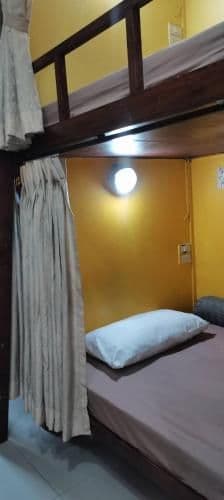 Mix Bunk Bed - Above 15 Years Old Only