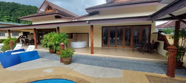 Pool View Villa