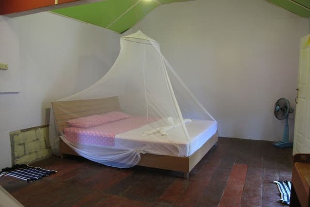 Family Room (Aircon 3 Person)