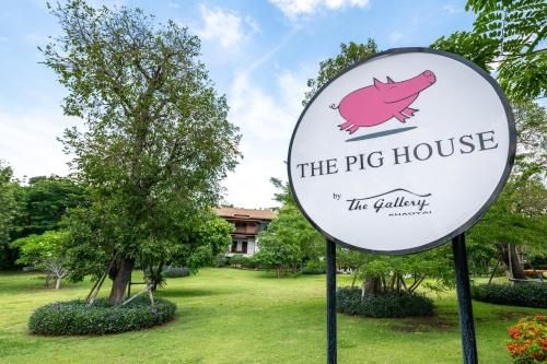 The Pig House4