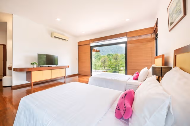 Duplex Twin with Terrace - Mountain View