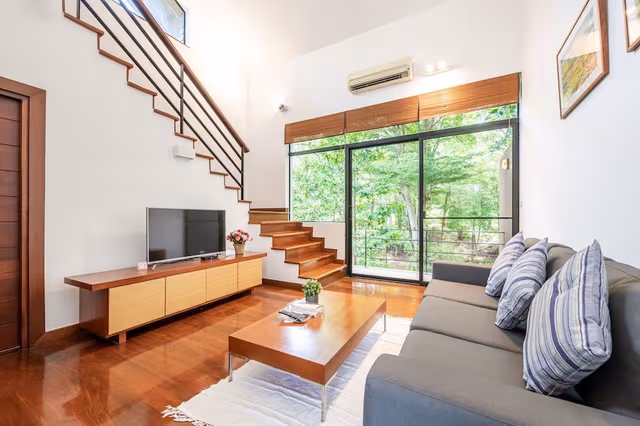 Duplex, 1 King Bed, Terrace, Mountain View