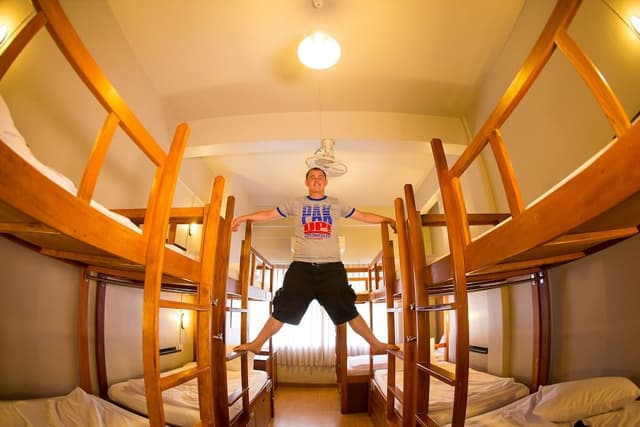 10 Beds Mixed Dorm