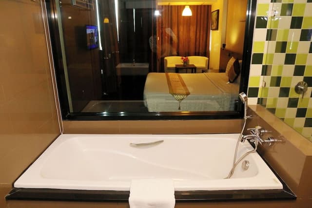 Deluxe Double Room, Balcony, Garden View