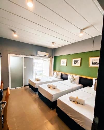 Deluxe Triple Room with balcony