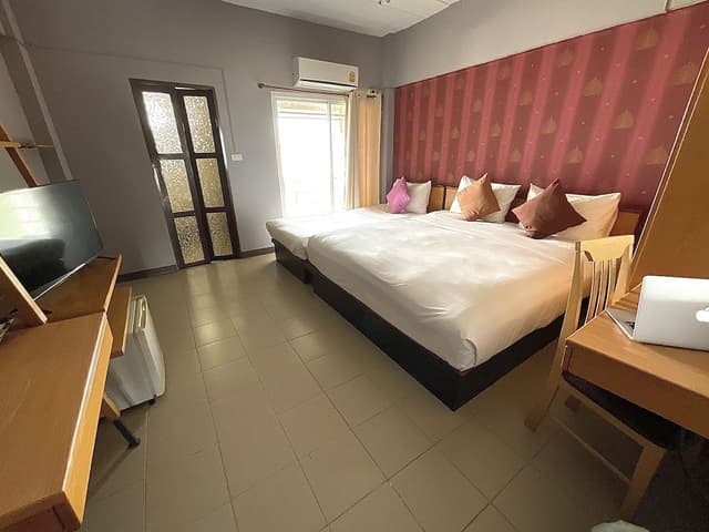 Deluxe Triple Room
