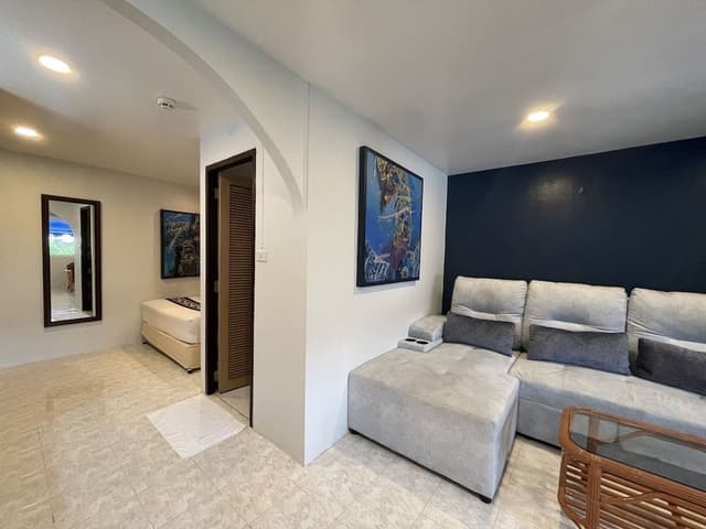Suite, 1 Queen Bed