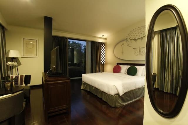 Deluxe Double or Twin Room