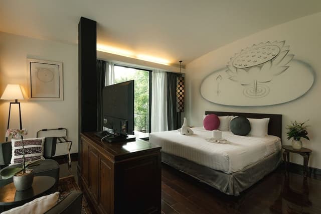 Deluxe Double or Twin Room