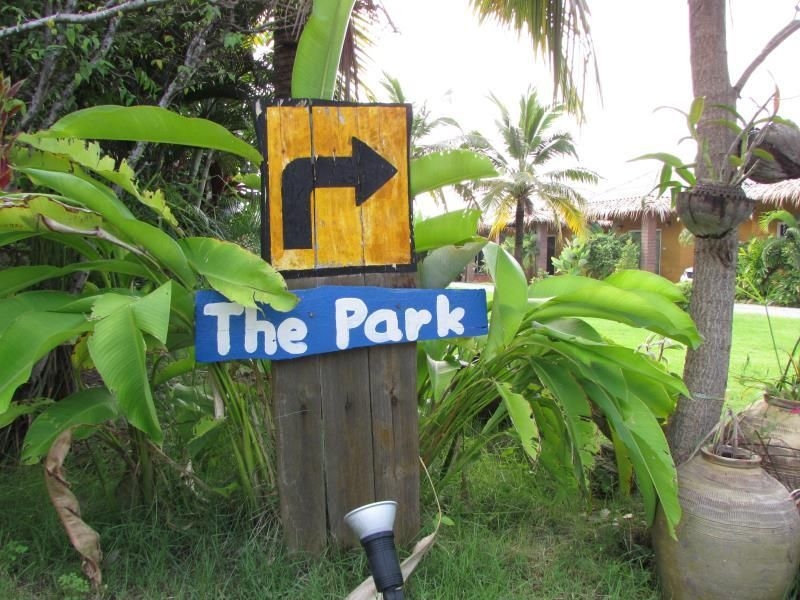 เดอะ พาร์ค ไดร์ฟ-ทรู เช็คอิน รีสอร์ท (The Park Drive-Thru Check-In Resort)1