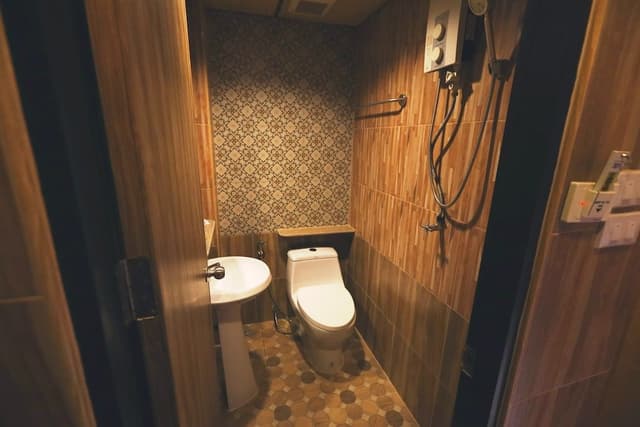 Standard Triple Room (No Window)