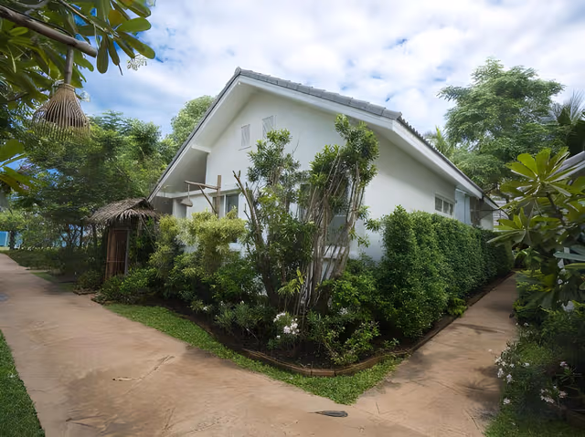 Deluxe Bungalow