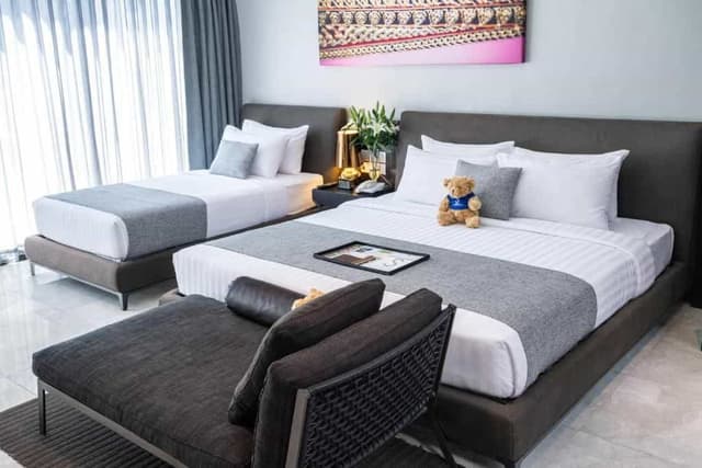 Supreme Pool View Room