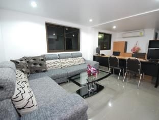 Patong Budget Rooms4