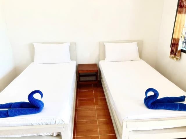 Standard Fan - Twin Bed