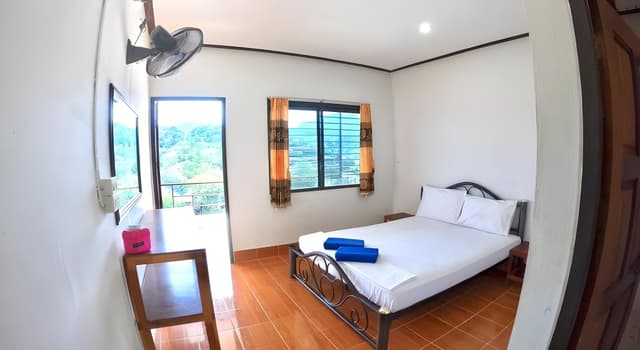 Standard Fan - Double Bed