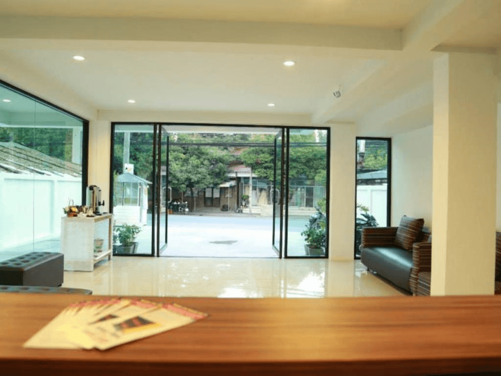 Tikky Place2