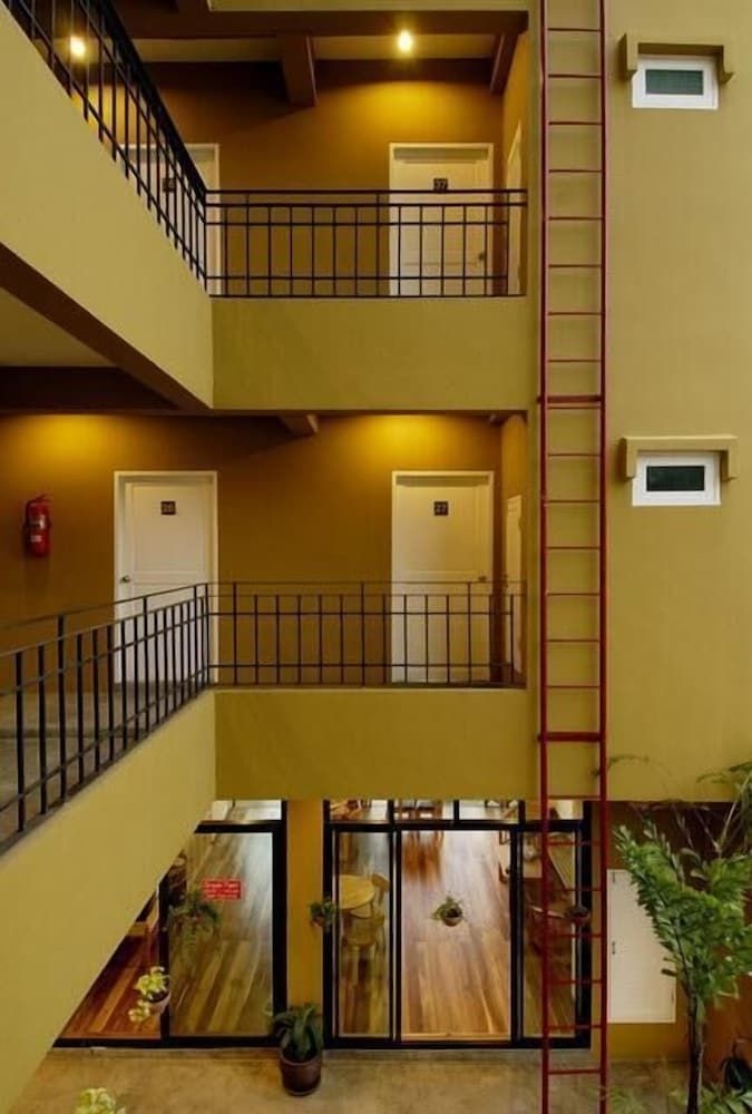 โรงแรมจีรัง (Jerung Hotel)2